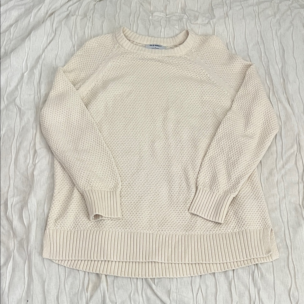 Old Navy Women's Cream Sweater